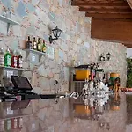 Rodon And Hotel Agros