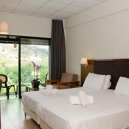 Hotel Rodon And