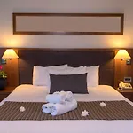 Hotel Rodon And