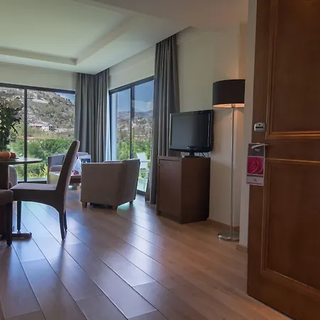 Hotell Rodon And Agros