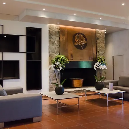 Hotel Rodon And
