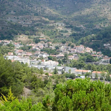 Rodon And Отель